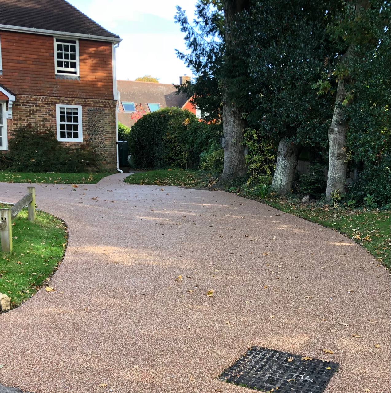 This is a photo of a gravel driveway installed in Warrington by Warrington Resin Solutions