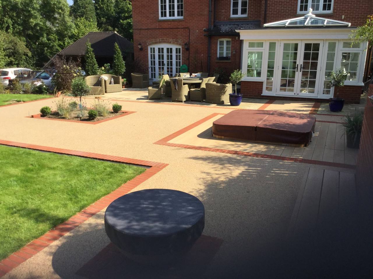 This is a photo of a resin patio installed in Warrington by Warrington Resin Solutions